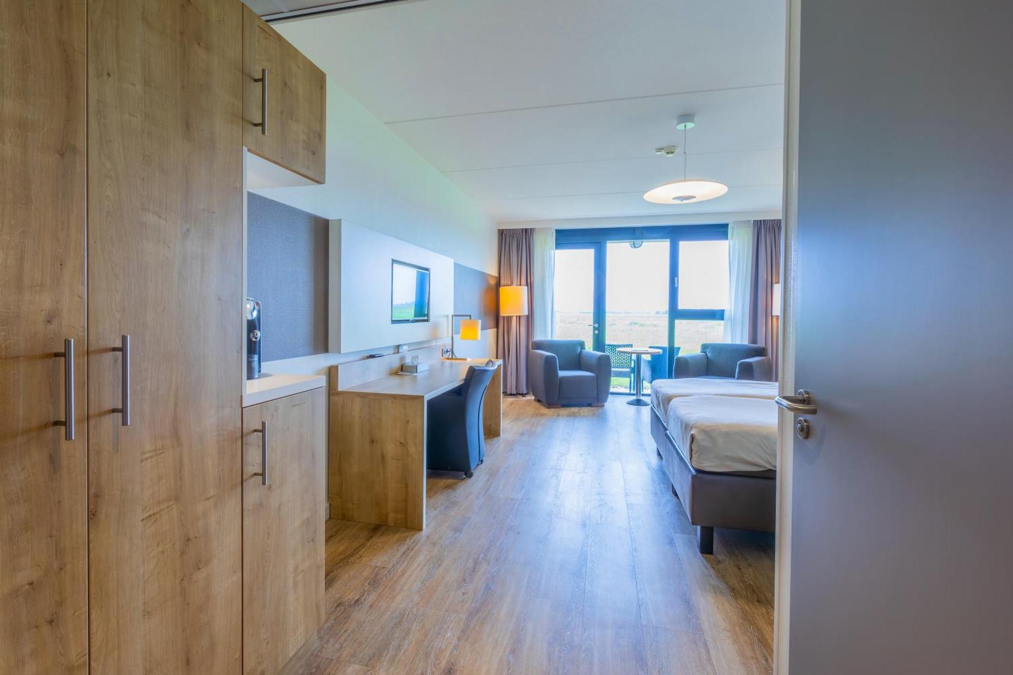 Best Western Plus Hotel Restaurant Aduard エクステリア 写真